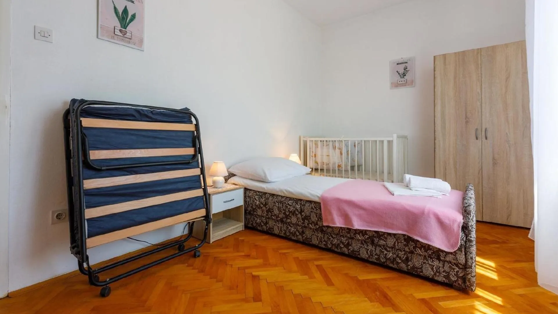 Apartment Ferienwohnung Fuer 6 Personen Ca 85 Qm In Novi Vinodolski, Kvarner Bucht Crikvenica Und Umgebung